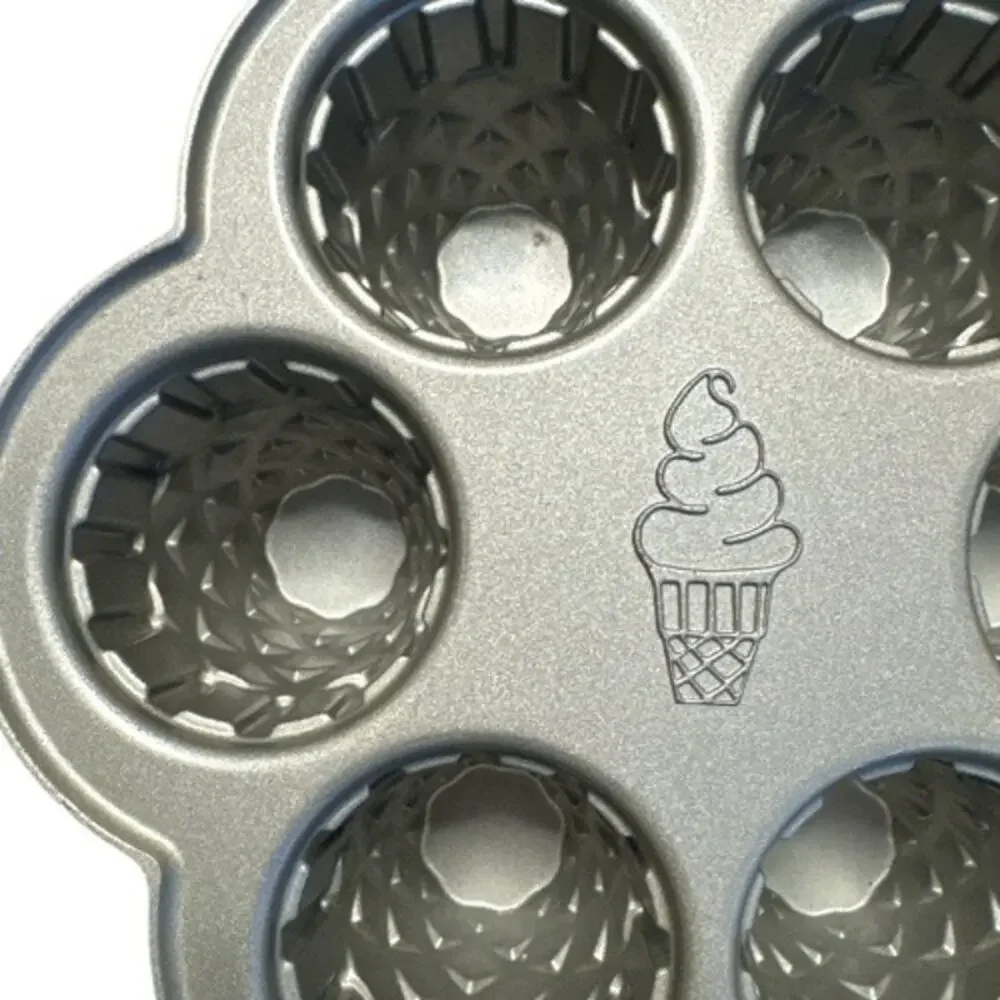 Vintage Nordic Ware Champagne Aluminum Ice Cream Cone Cake Pan